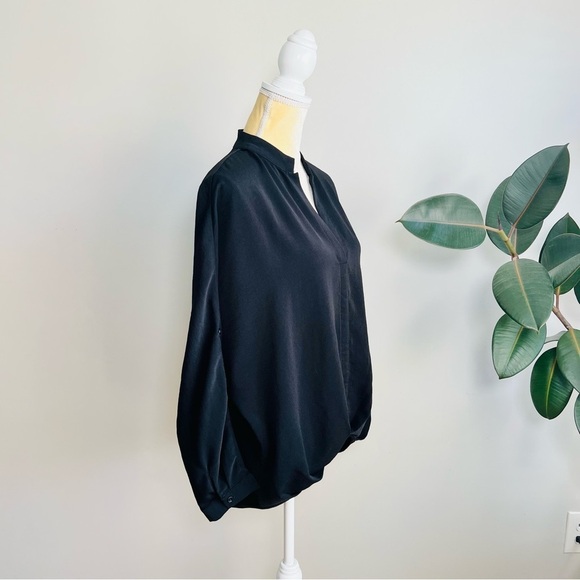 Patrizia Luca twist front dolman sleeve hi-low blouse. - Picture 3 of 7